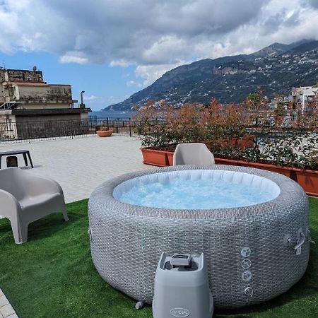 Piccolo Appartamento Con Grande Terrazzo Panoramico Maiori Exterior photo